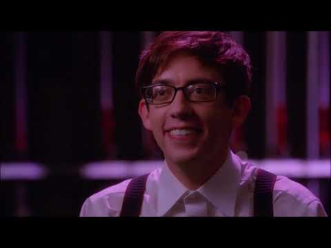 I Kissed a Girl thumbnail