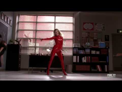 Im a Slave 4 U thumbnail